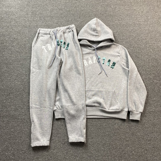 trapstar-irongate-arch-chenille-tracksuit-grey_3df78b54-Drip Store Argentina