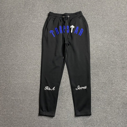 trapstar-irongate-arch-its-a-secret-tracksuit-black-3-Drip Store Argentina