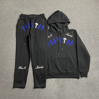 trapstar-irongate-arch-its-a-secret-tracksuit-black-Drip Store Argentina