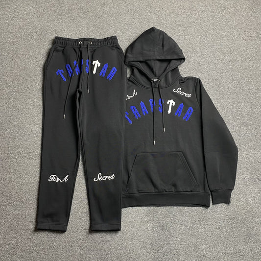 trapstar-irongate-arch-its-a-secret-tracksuit-black-Drip Store Argentina