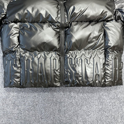 Campera Trapstar Irongate Embossed Puffer Negra