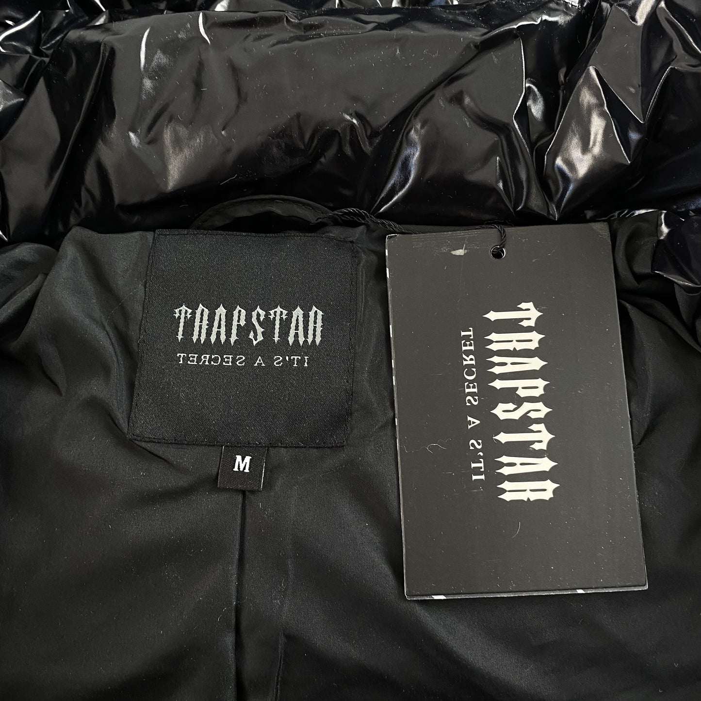 trapstar-irongate-puffer-jacket-shiny-black-4-Drip Store Argentina