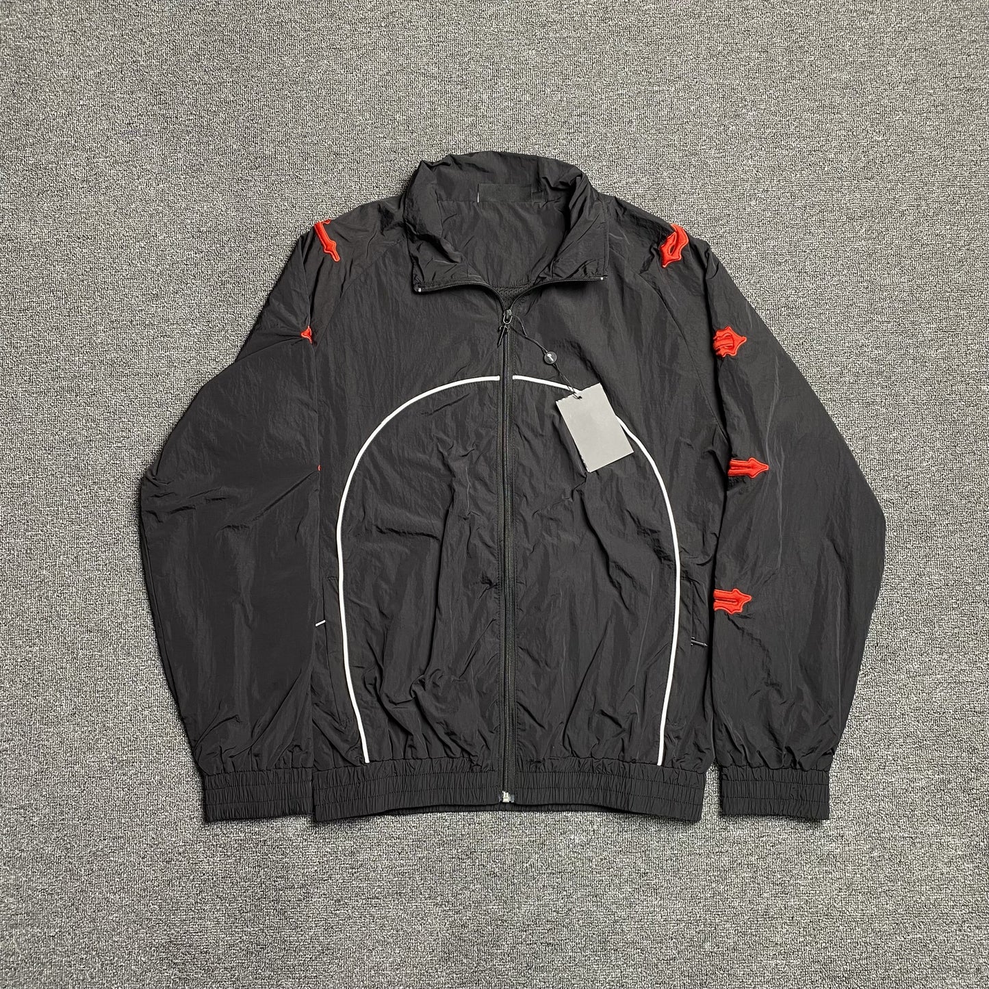 trapstar-irongate-shell-tracksuit-2_0-black-red-Drip Store Argentina