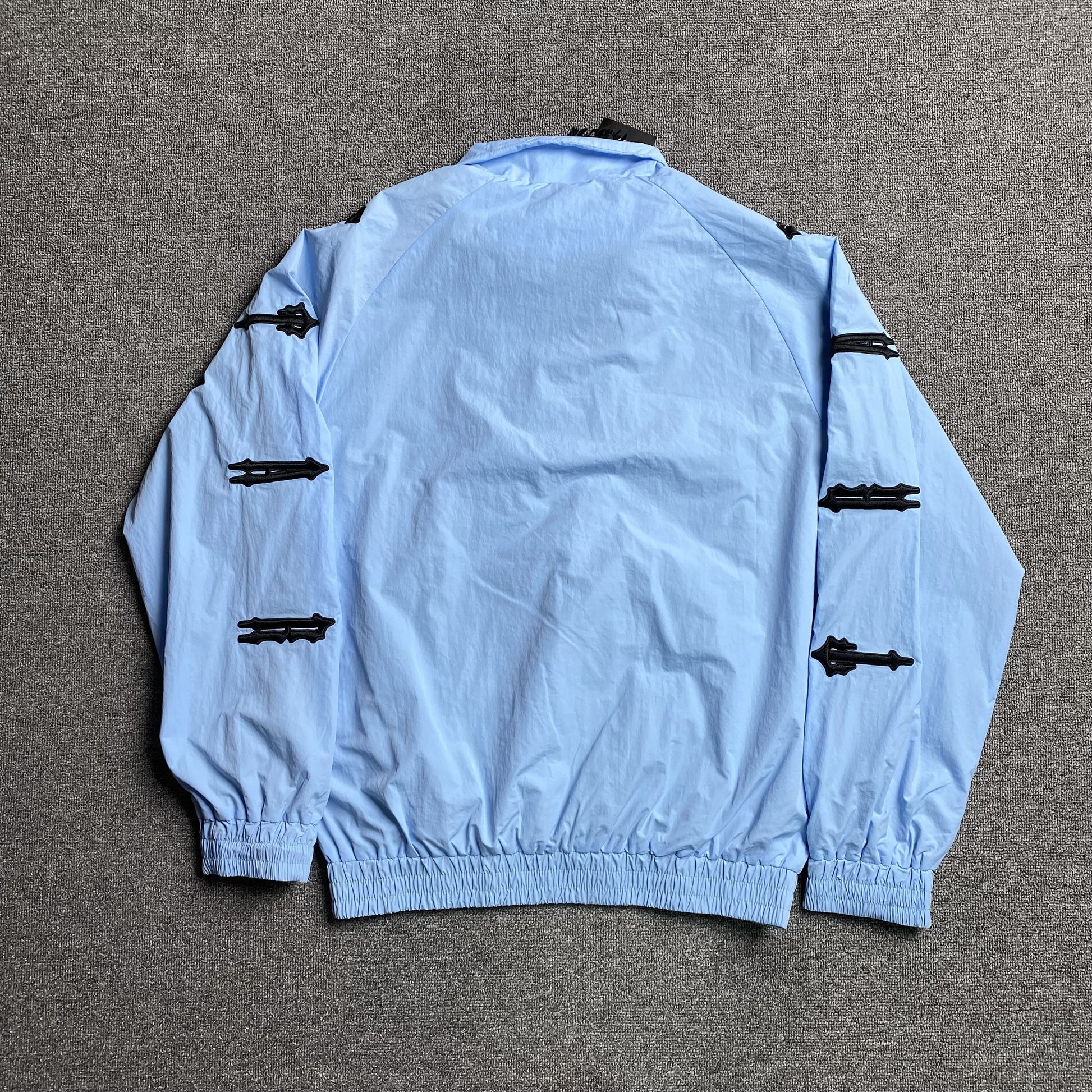trapstar-irongate-shell-tracksuit-2_0-blue-black-10-Drip Store Argentina