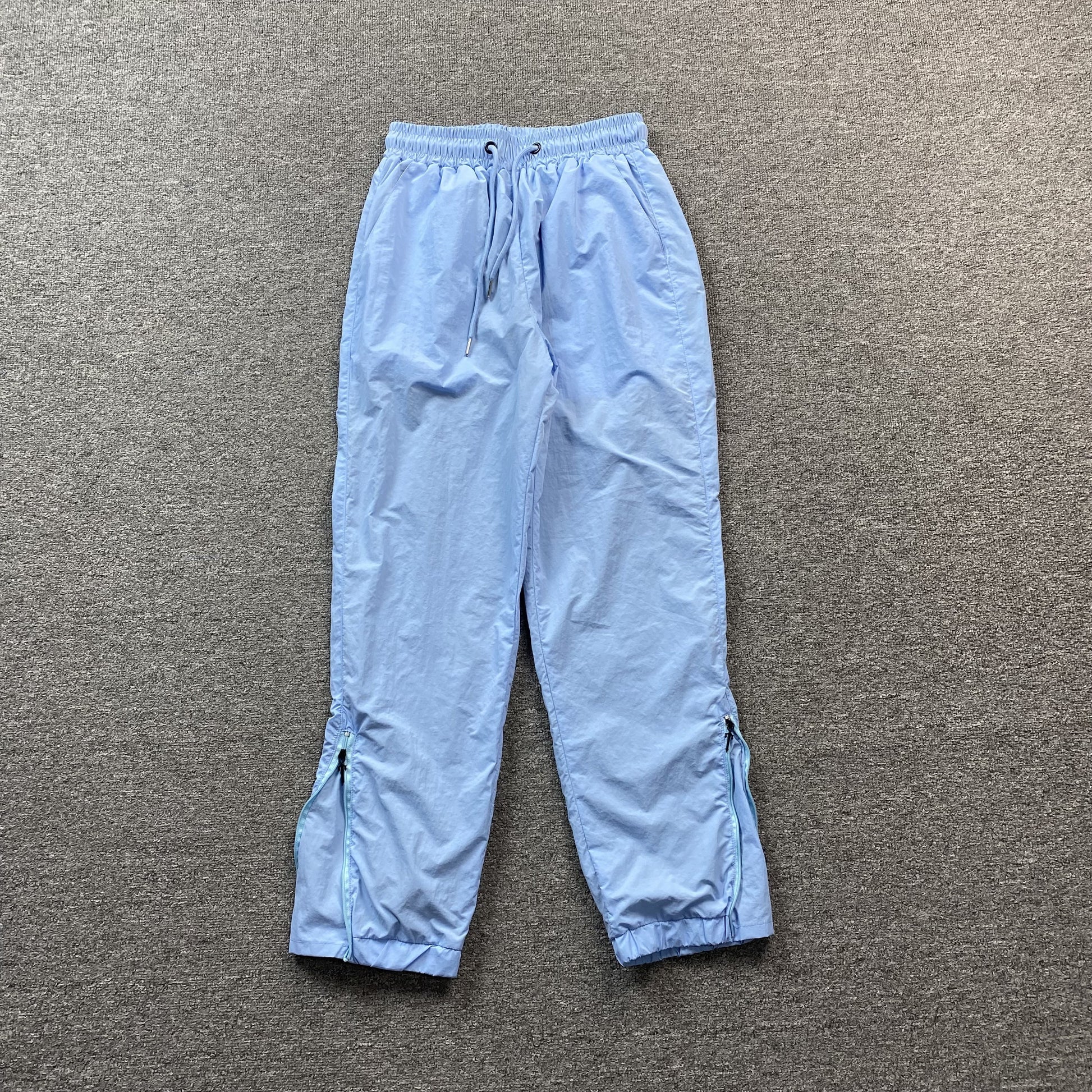 trapstar-irongate-shell-tracksuit-2_0-blue-black-6-Drip Store Argentina