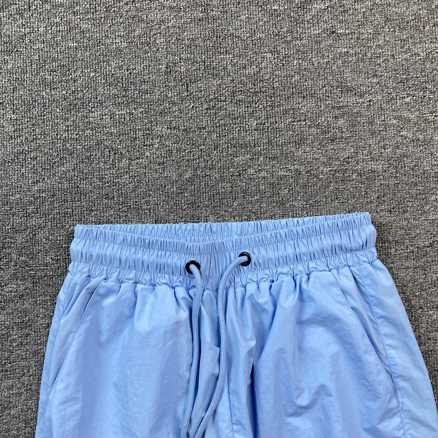 trapstar-irongate-shell-tracksuit-2_0-blue-black-9-Drip Store Argentina