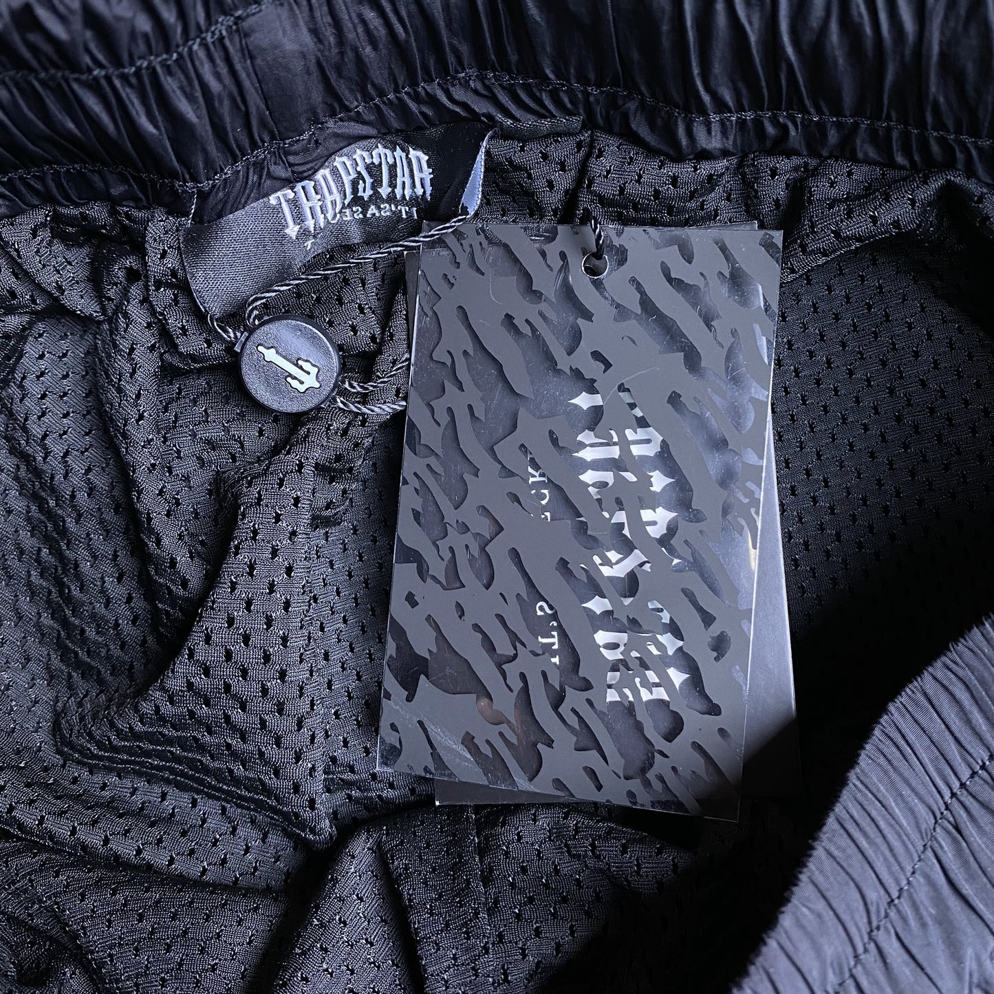 trapstar-irongate-t-shellsuit-black-15-Drip Store Argentina