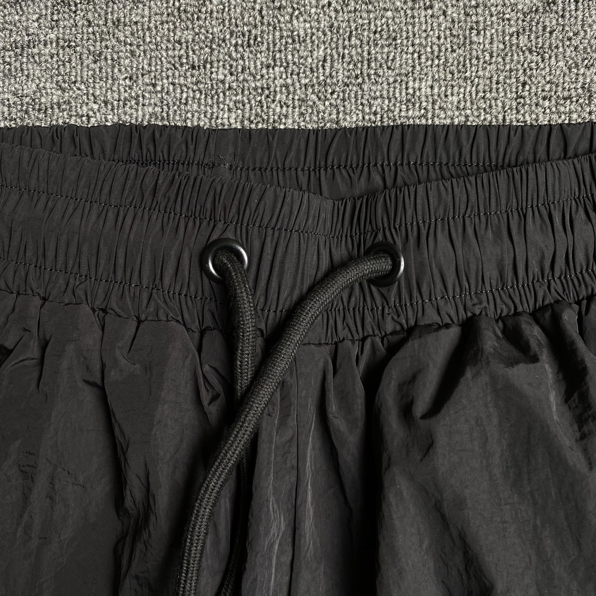 trapstar-irongate-t-shellsuit-black-8-Drip Store Argentina