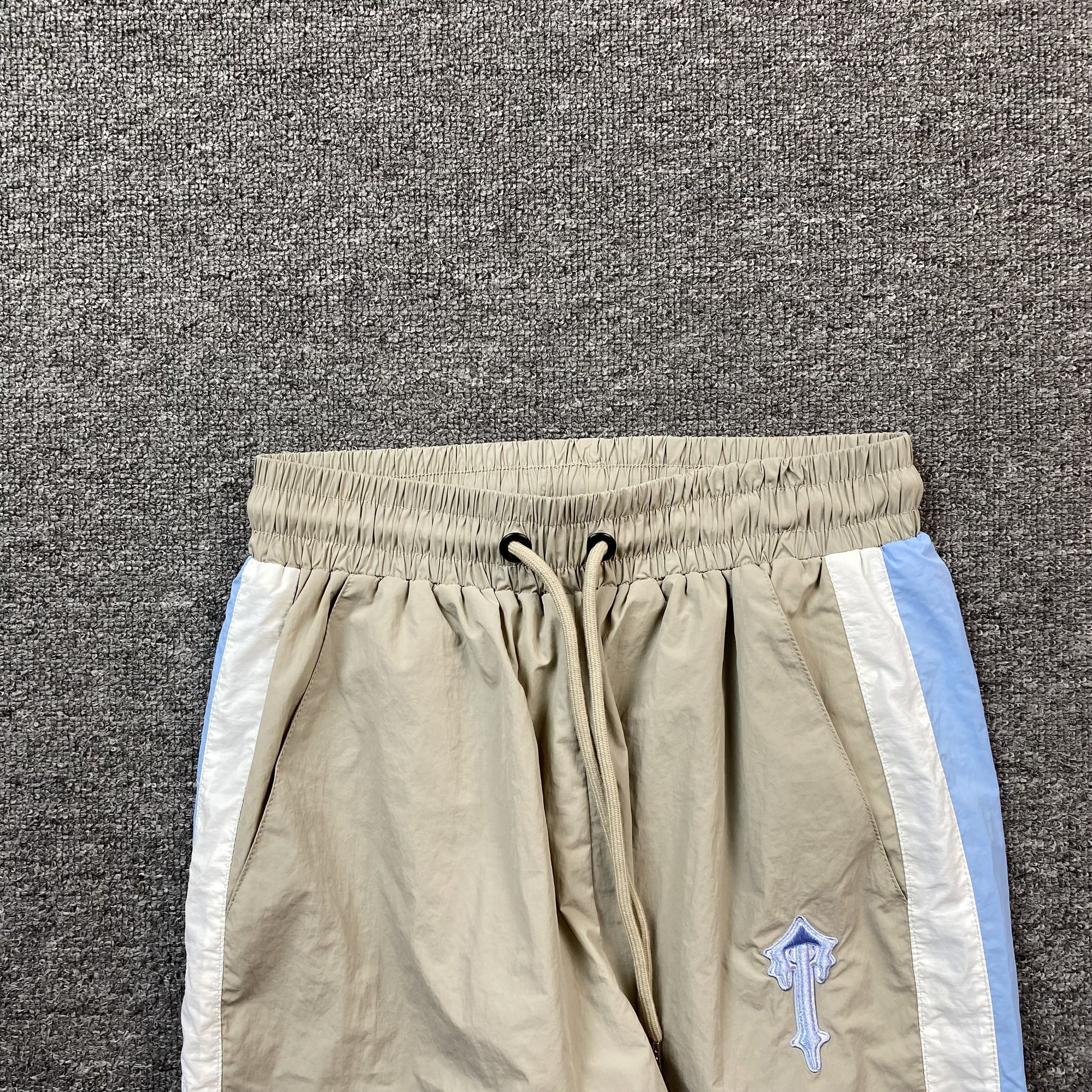 trapstar-irongate-t-shellsuit-grey-13-Drip Store Argentina