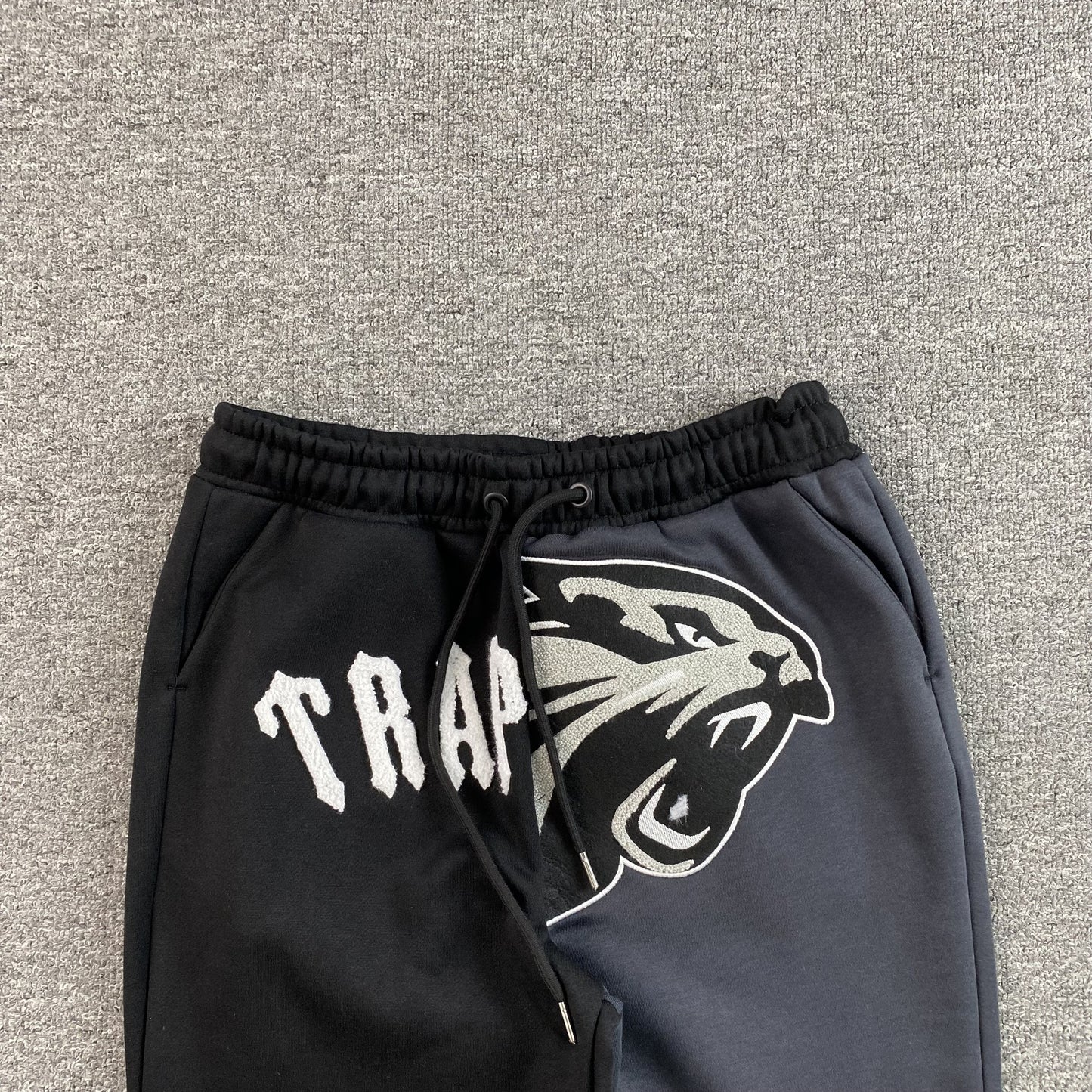 trapstar-shooters-arch-tracksuit-black-7-Drip Store Argentina