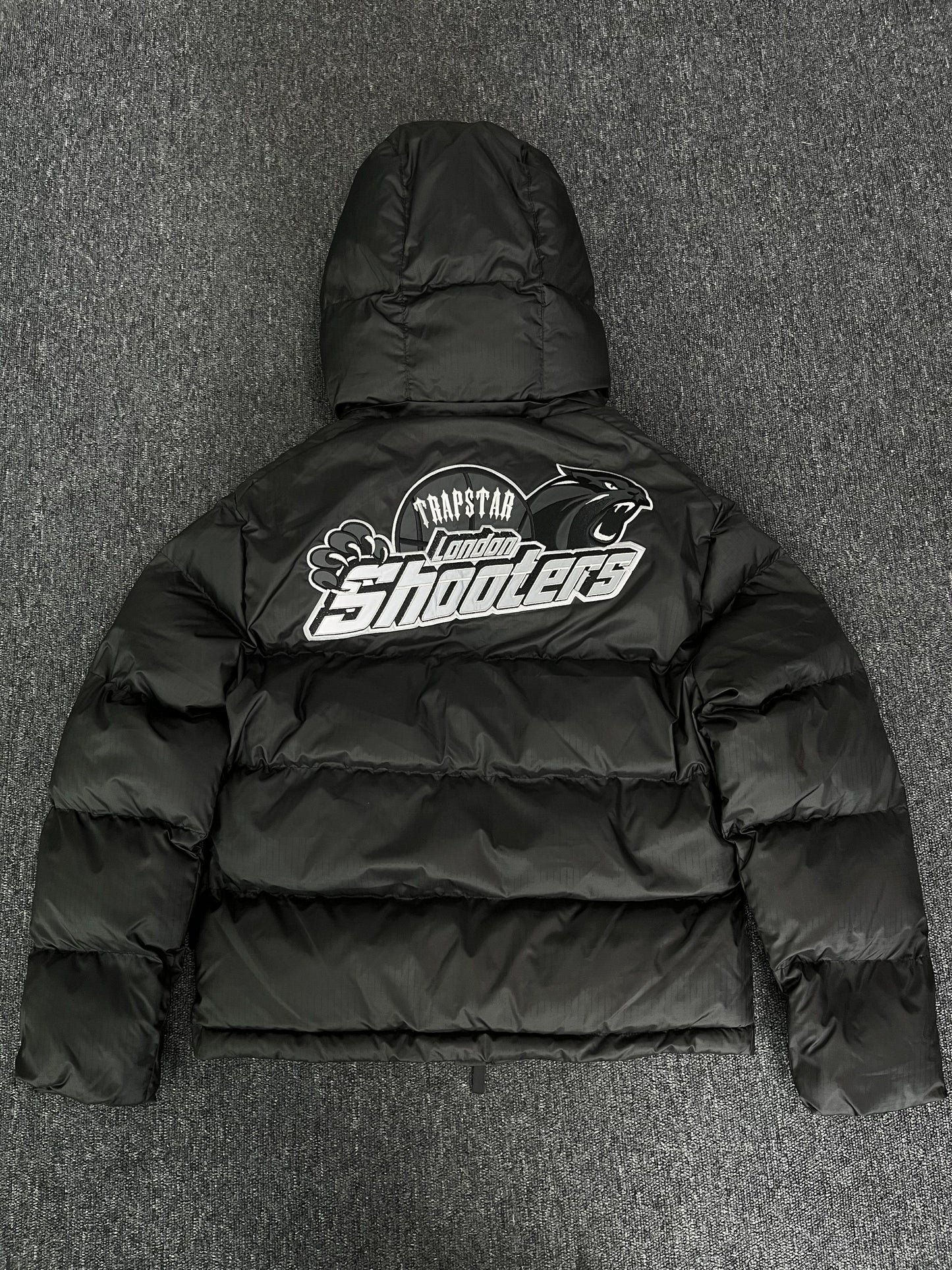 Campera Trapstar Shooters Hooded Puffer Negra