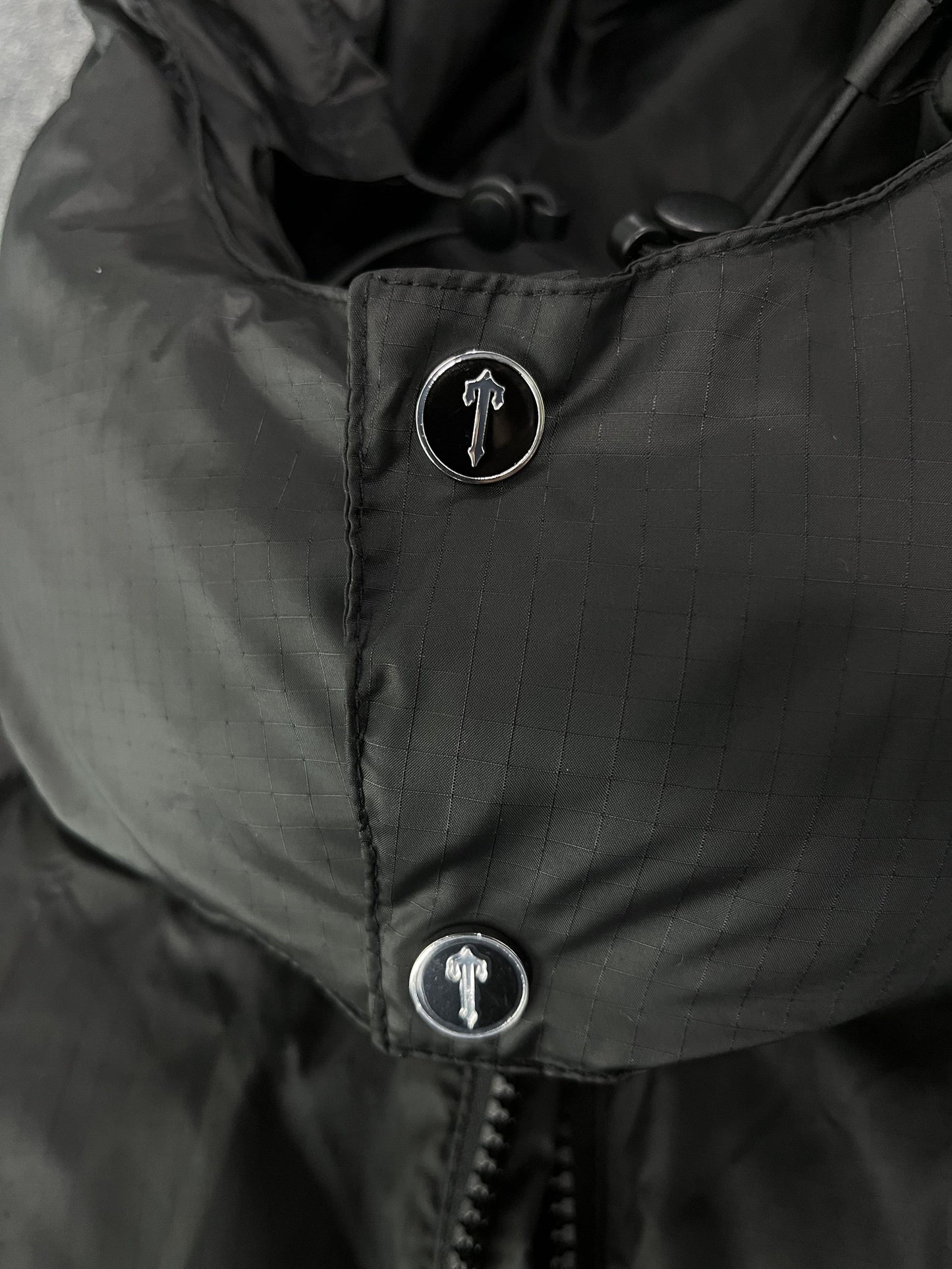 Campera Trapstar Shooters Hooded Puffer Negra