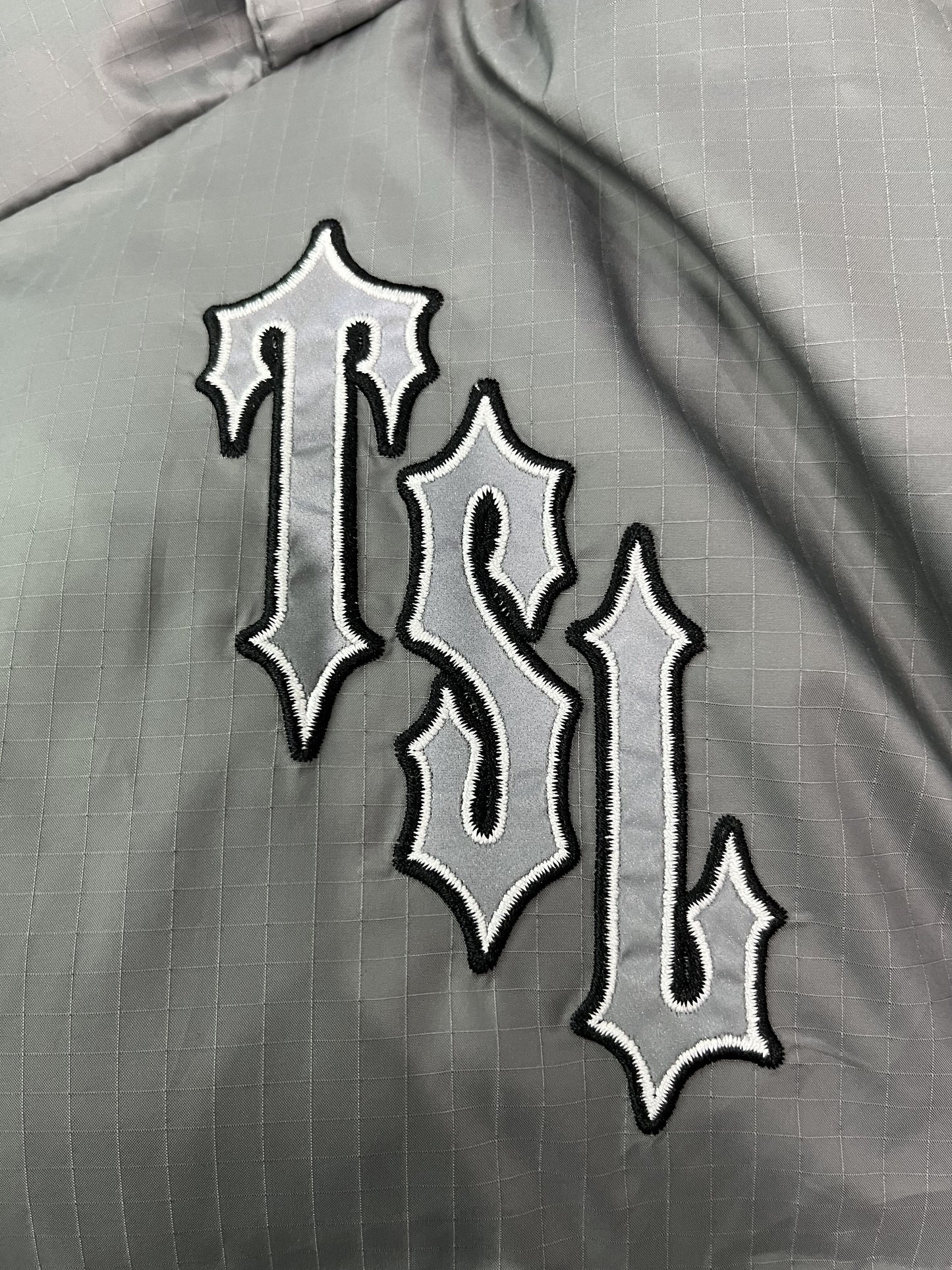 Campera Trapstar Shooters Hooded Puffer Gris