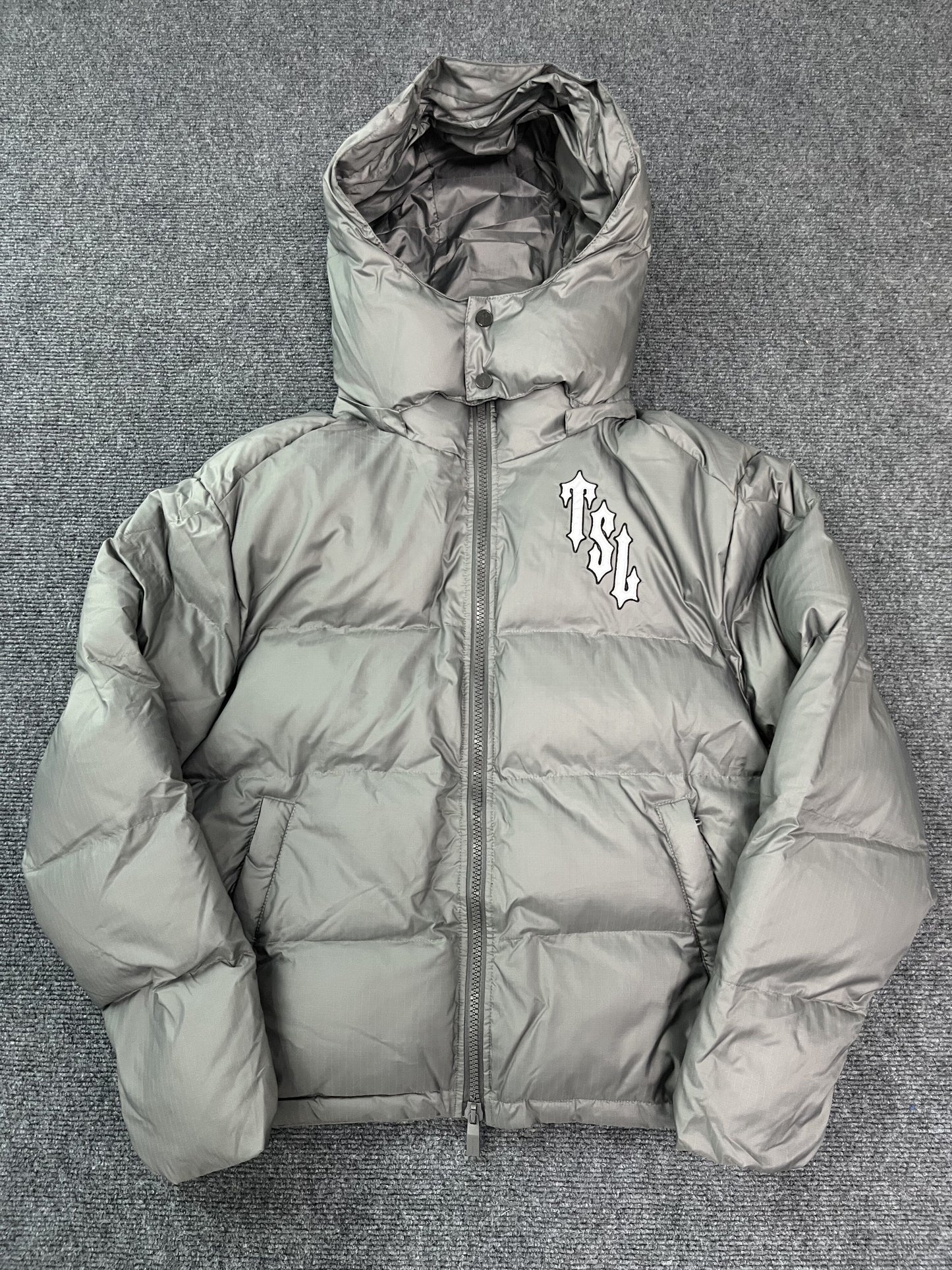 Campera Trapstar Shooters Hooded Puffer Gris