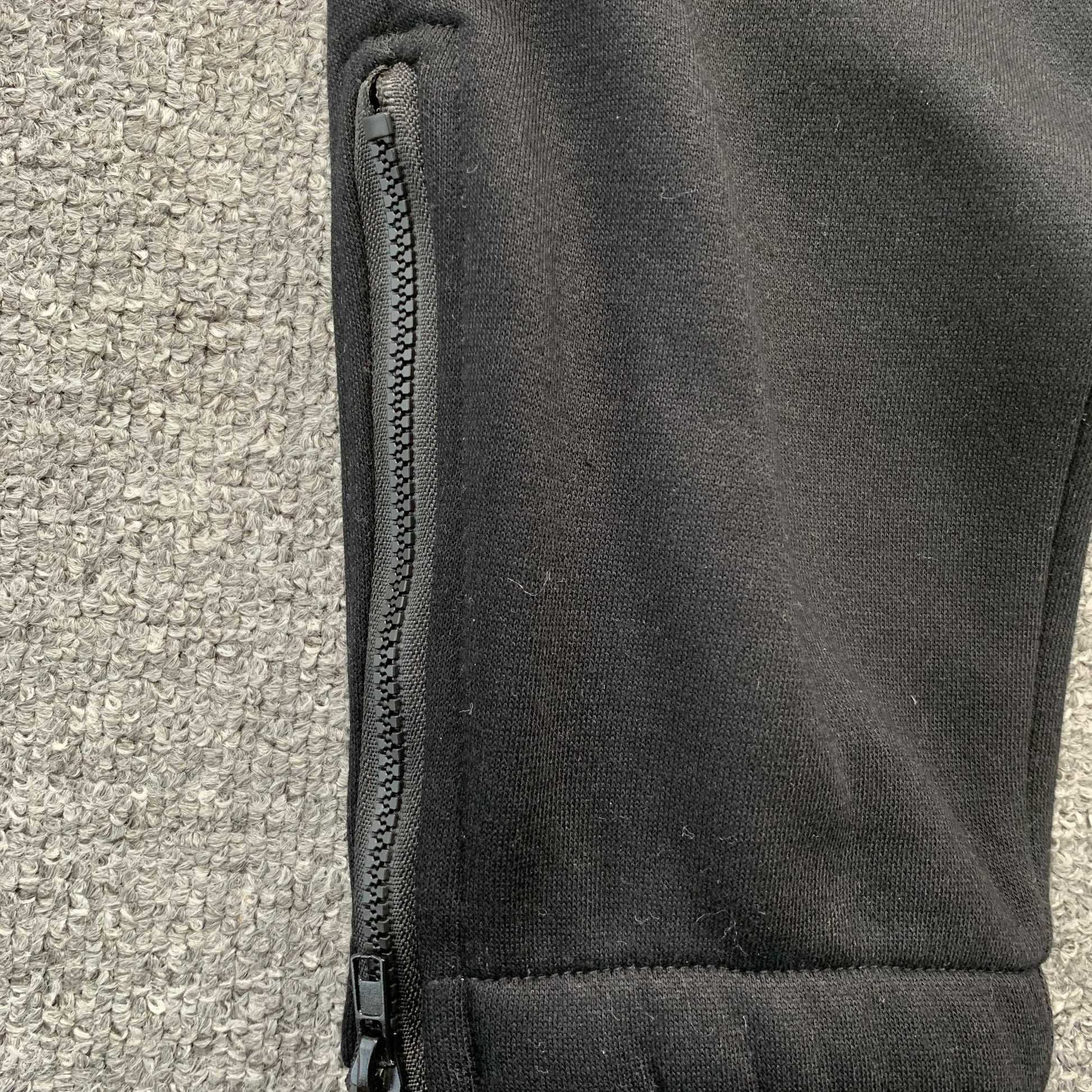 trapstar-shooters-tracksuit-black-red-8-Drip Store Argentina