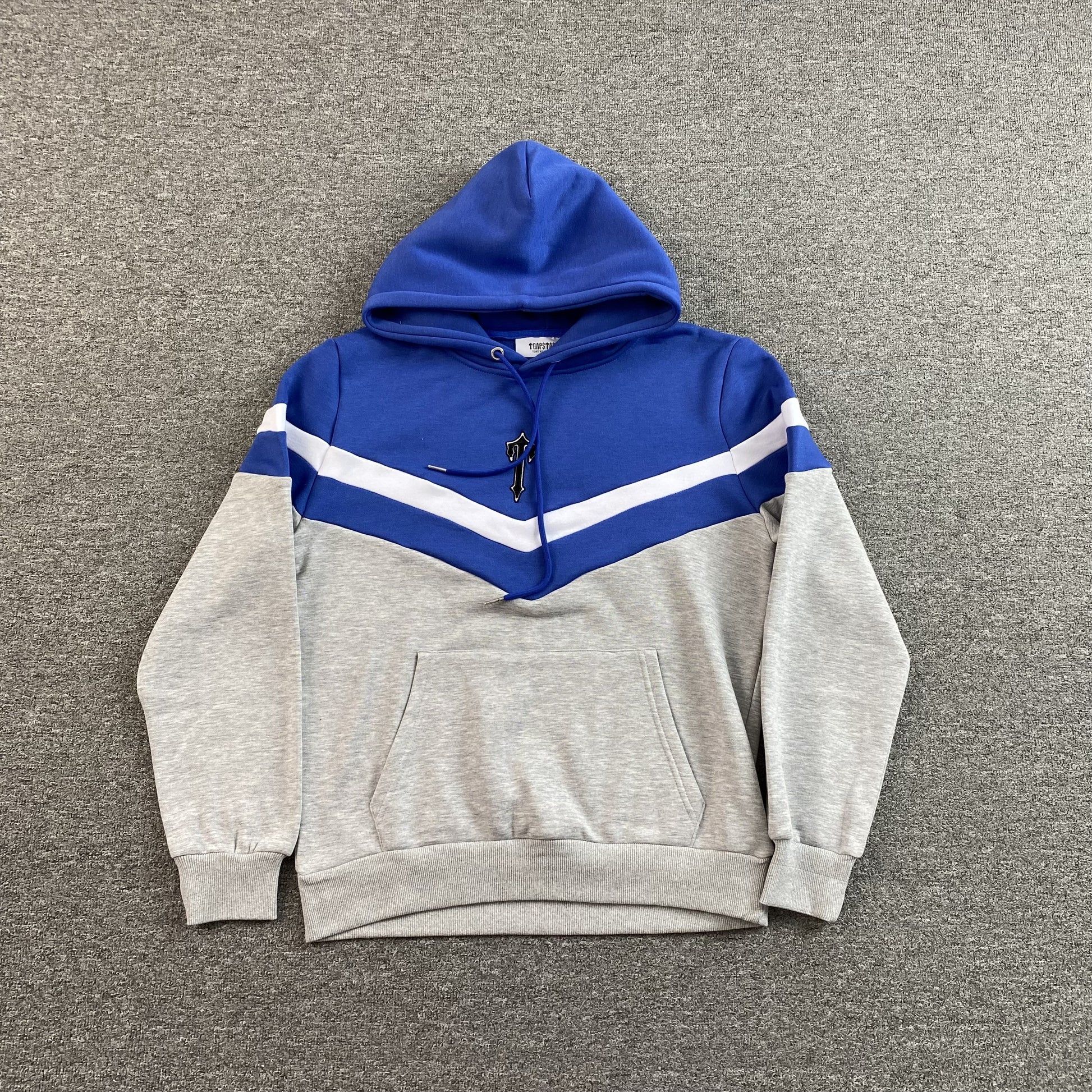 trapstar-v-stripe-tracksuit-grey-2-Drip Store Argentina