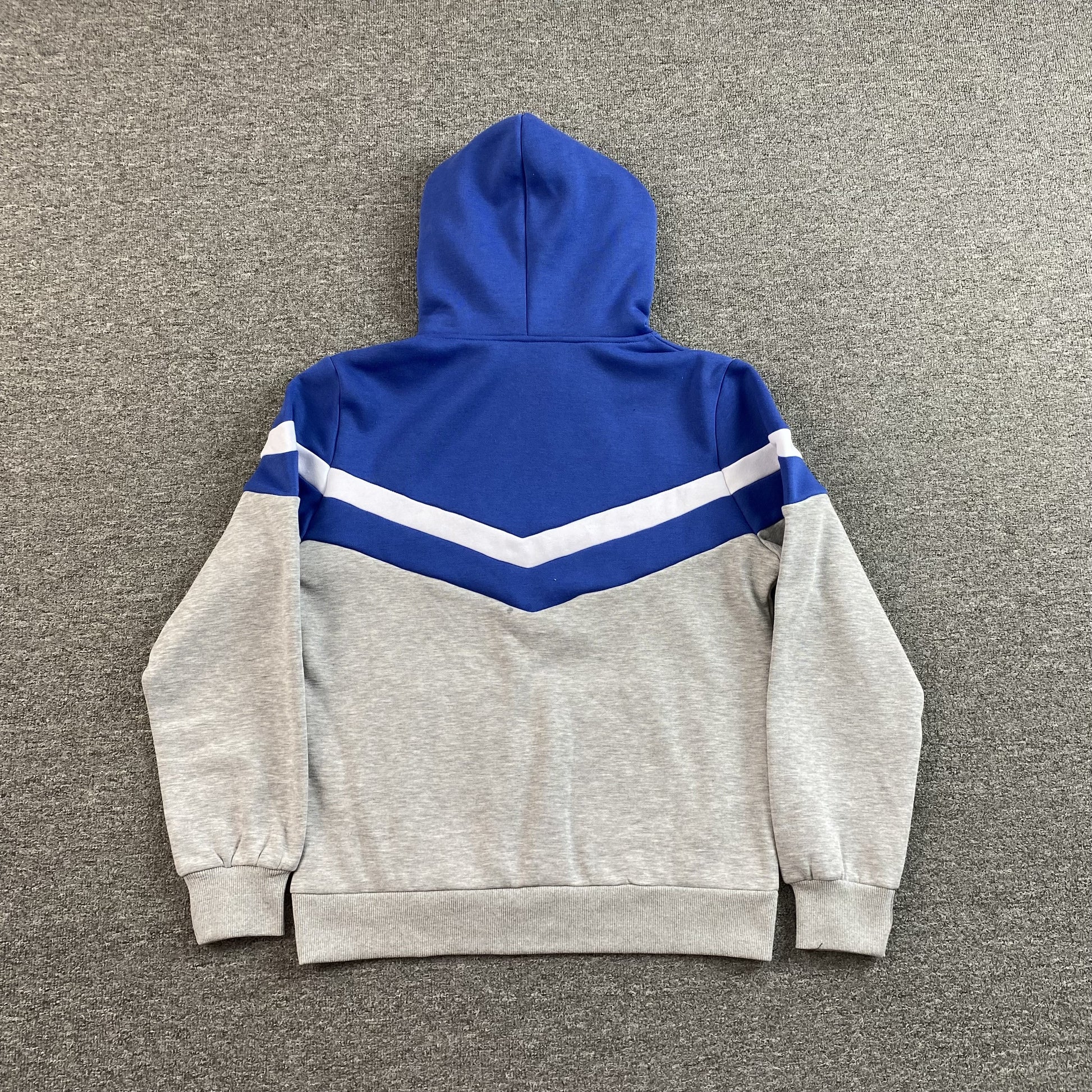 trapstar-v-stripe-tracksuit-grey-6-Drip Store Argentina