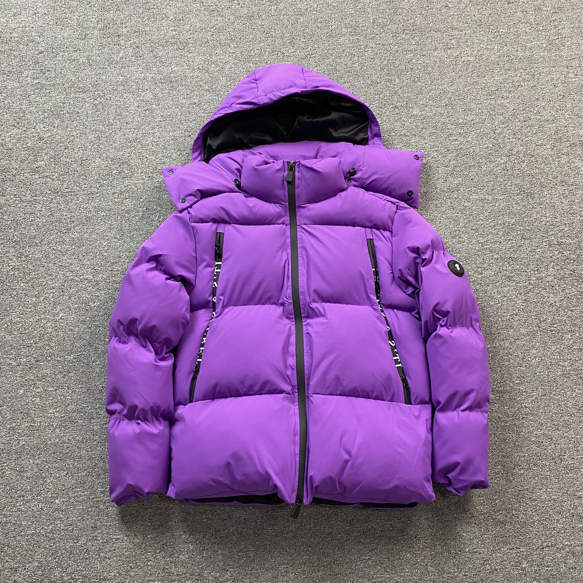 trapstar-x-awful-lot-of-cough-syrup-puffer-jacket-purple-2-Drip Store Argentina