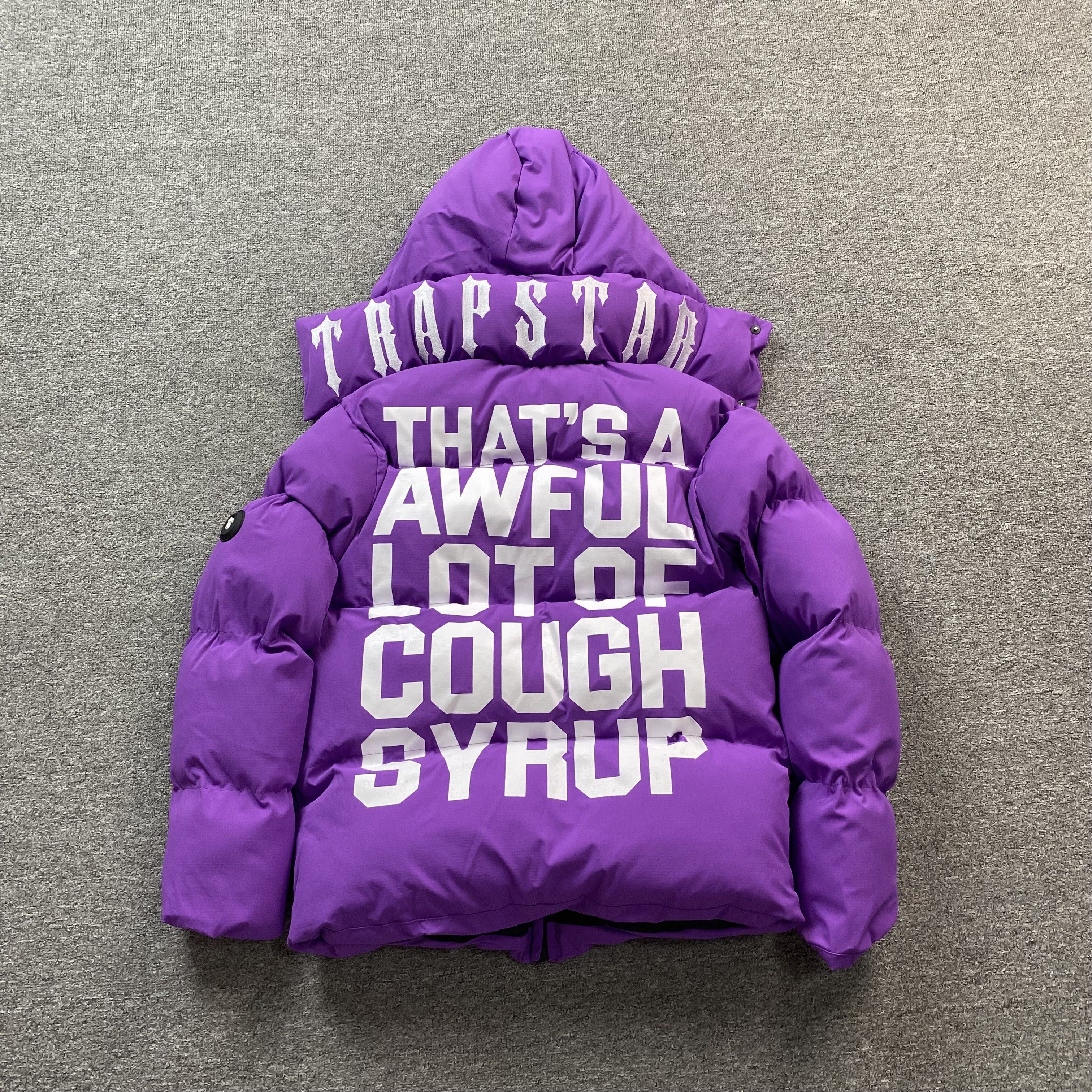 Campera Trapstar X Awful Lot Of Cough Syrup Puffer Violeta – Drip