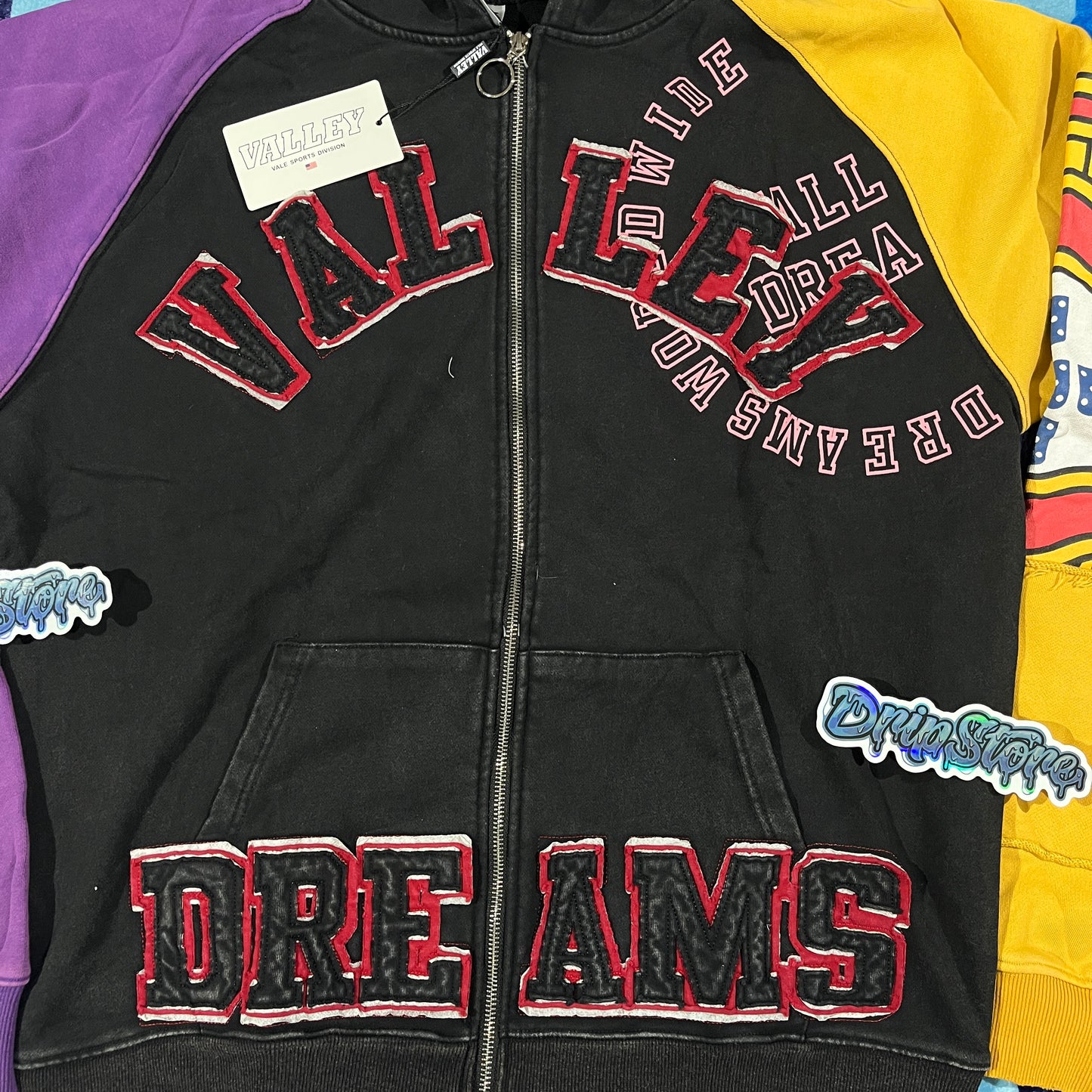 Campera Vale Forever Crest Negro