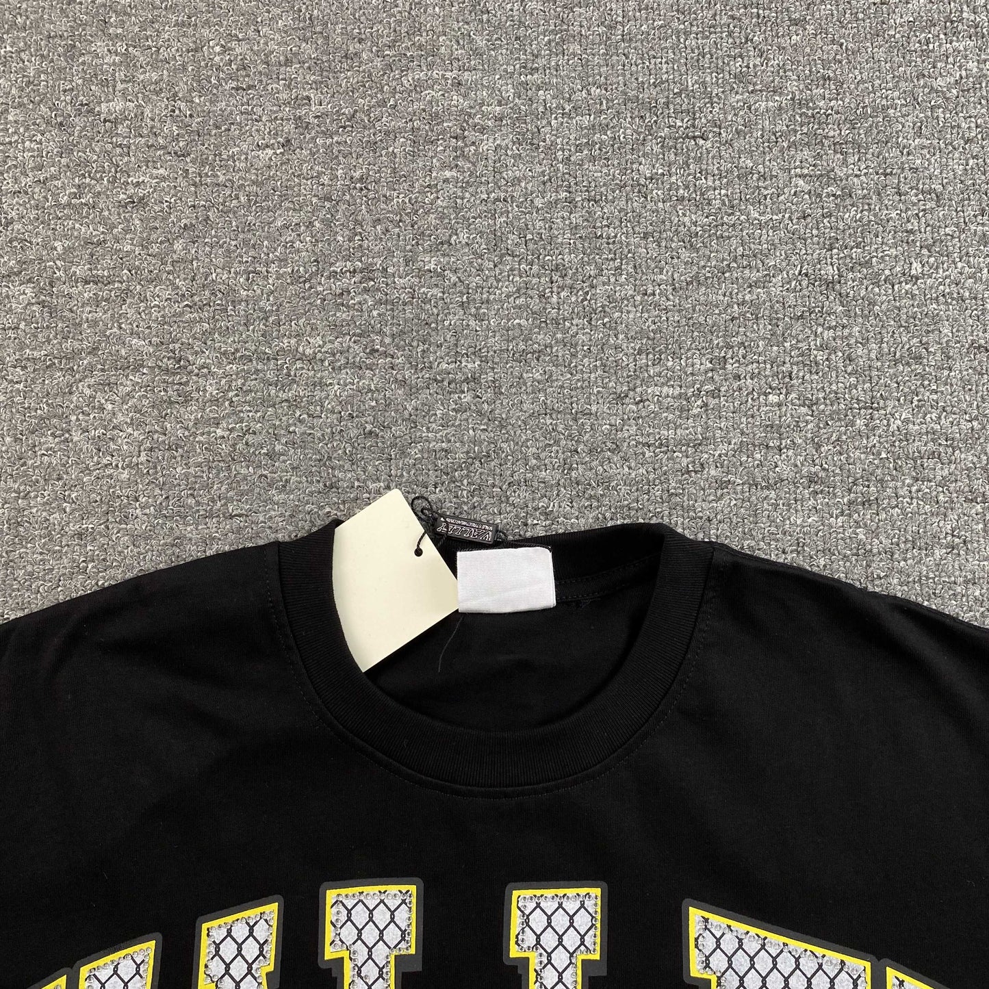 Remera Vale Forever Wraith Bling Negra