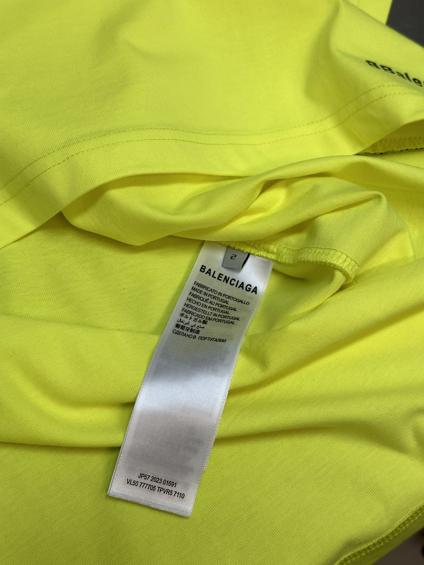 BALENCIAGA PARIS SOCCER T-SHIRT YELLOW