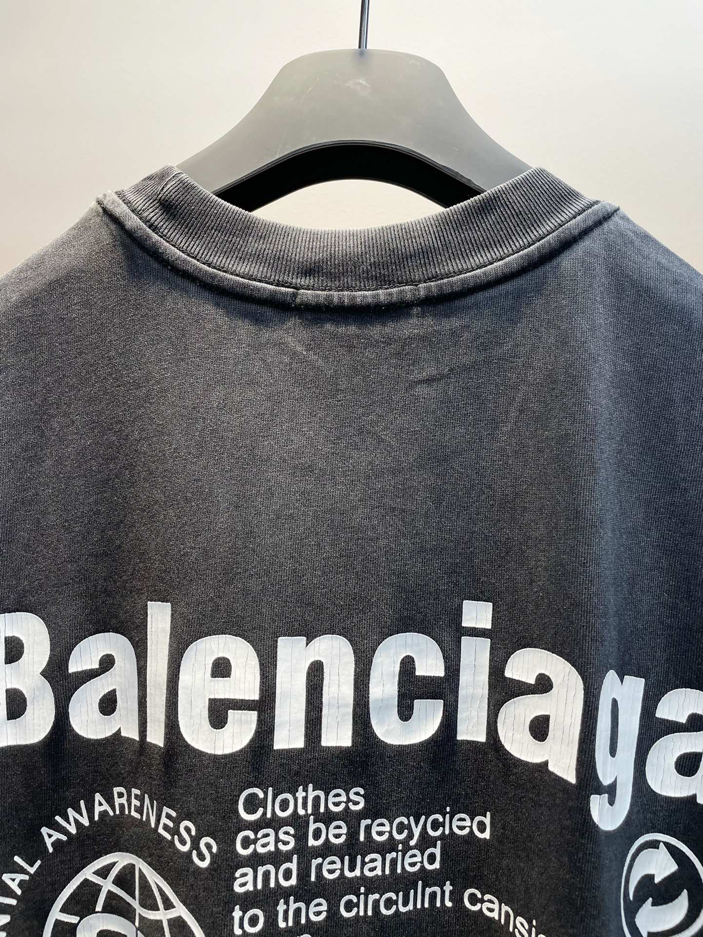 BALENCIAGA PRINTED T-SHIRT BLACK