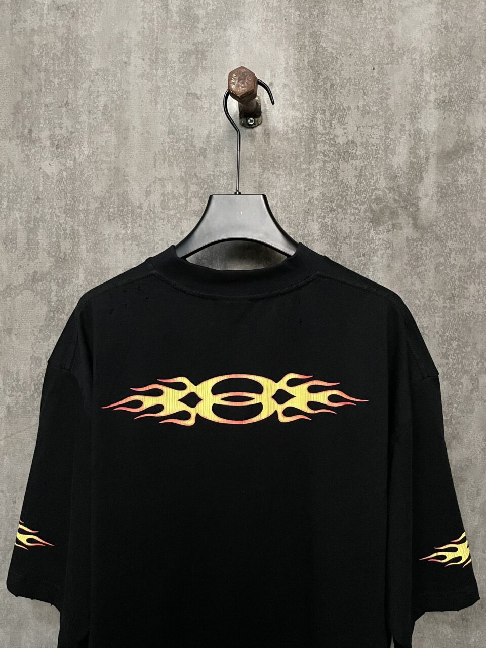 BALENCIAGA BURNING UNITY T-SHIRT BLACK