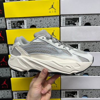 YEEZY BOOST 700 V2 STATIC