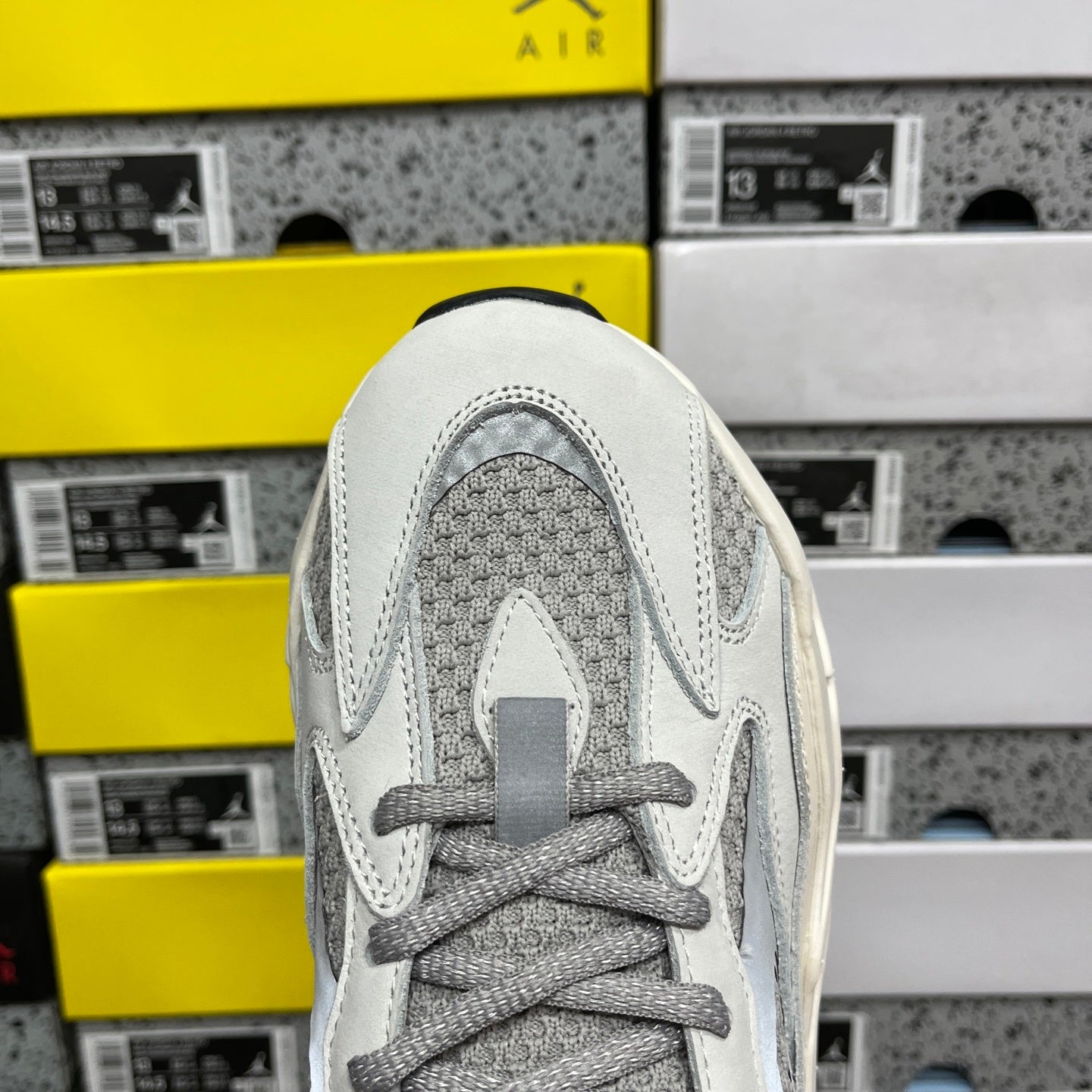 YEEZY BOOST 700 V2 STATIC