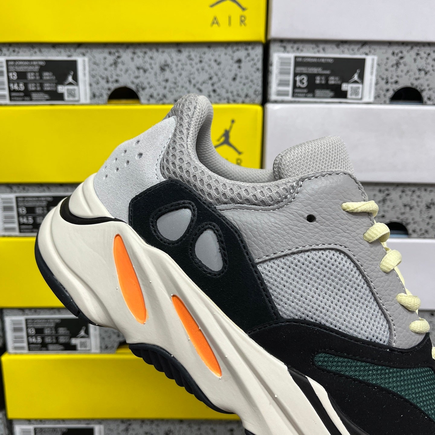 YEEZY BOOST 700 WAVE RUNNER