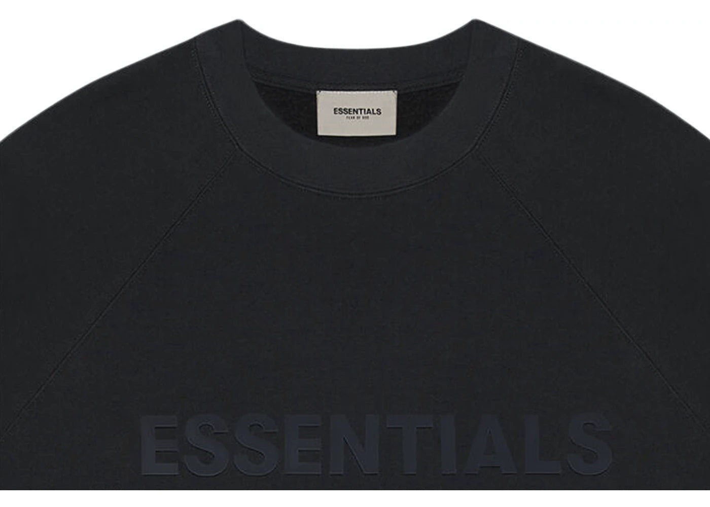 fear-of-god-essentials-crewneck-applique-logo-black-3-Drip Store Argentina