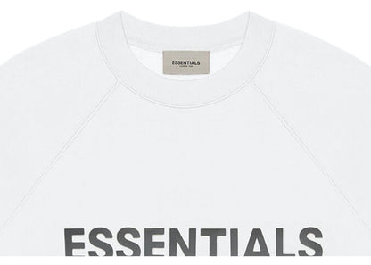 fear-of-god-essentials-crewneck-applique-logo-white-3-Drip Store Argentina