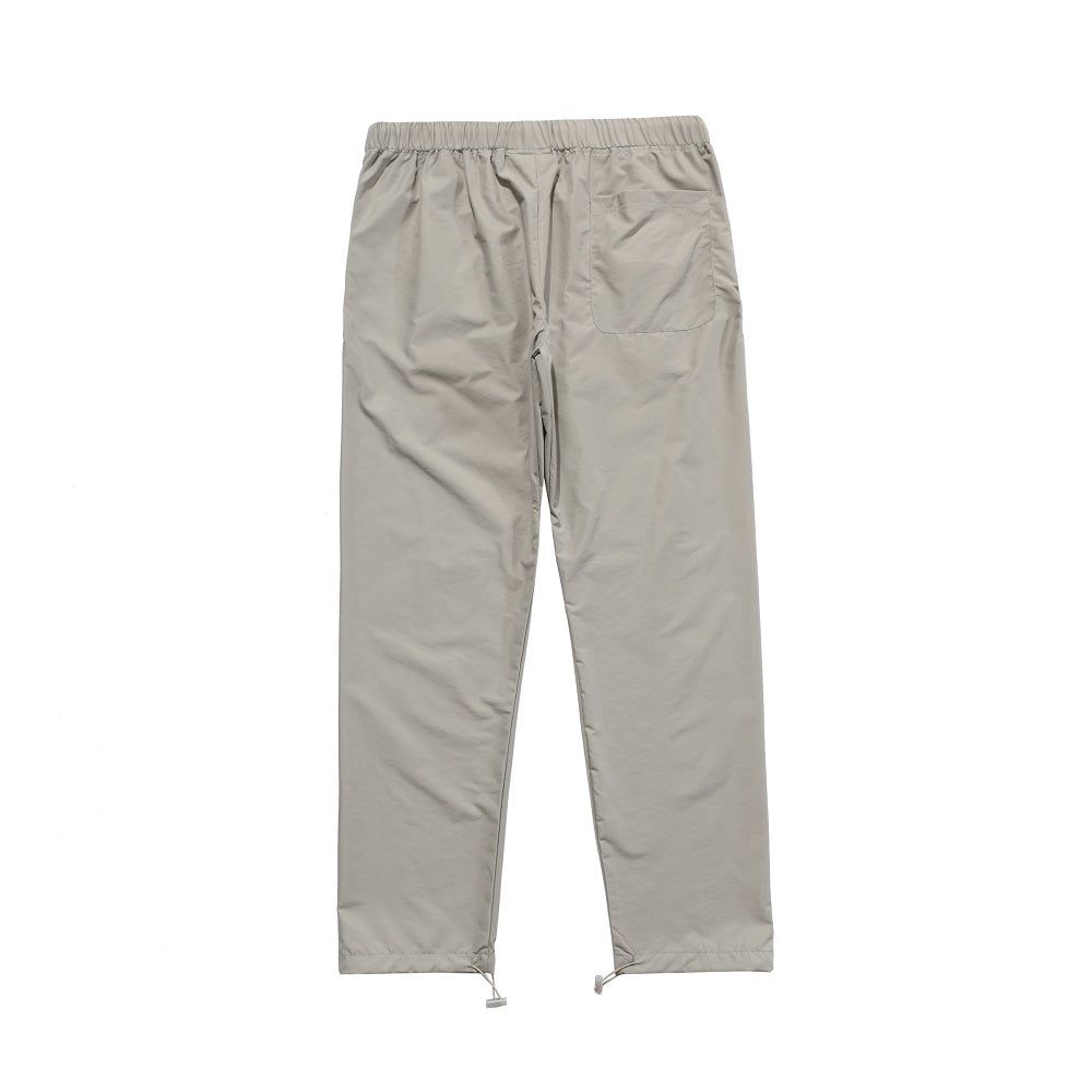 fear-of-god-essentials-track-pants-silver-reflective-4-Drip Store Argentina