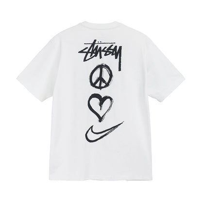 nike-x-stussy-peace-love-swoosh-t-shirt-white-2-Drip Store Argentina