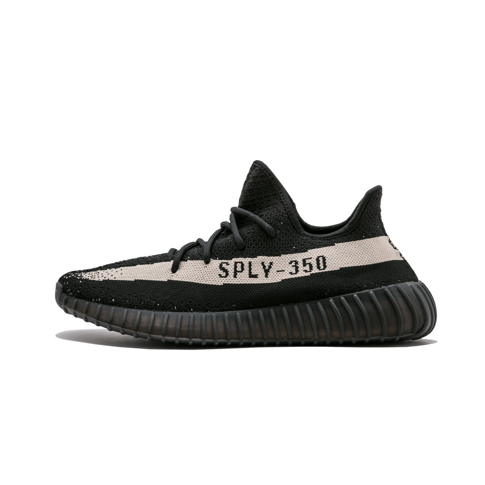 YEEZY BOOST 350 V2 CORE BLACK WHITE